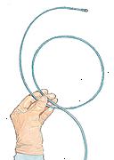 El catéter electrodo es un cable delgado, flexible recubierto El catéter electrodo es un cable delgado, flexible recubierto