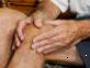 Hombre con dolor de rodilla